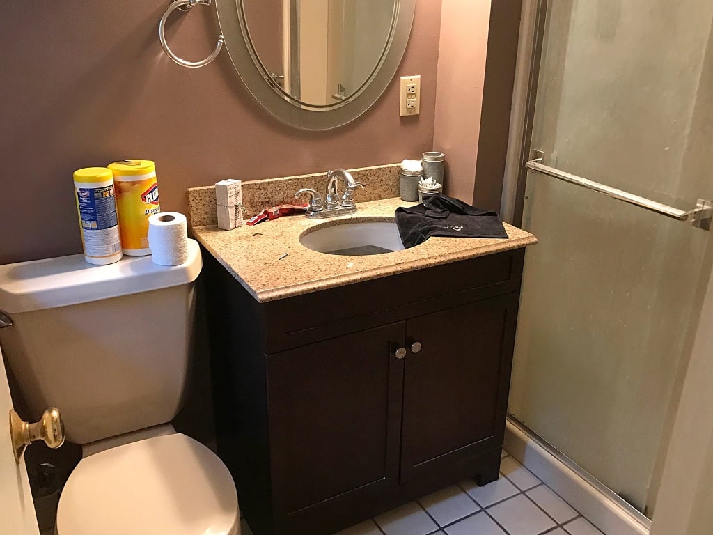 master-bathroom-before