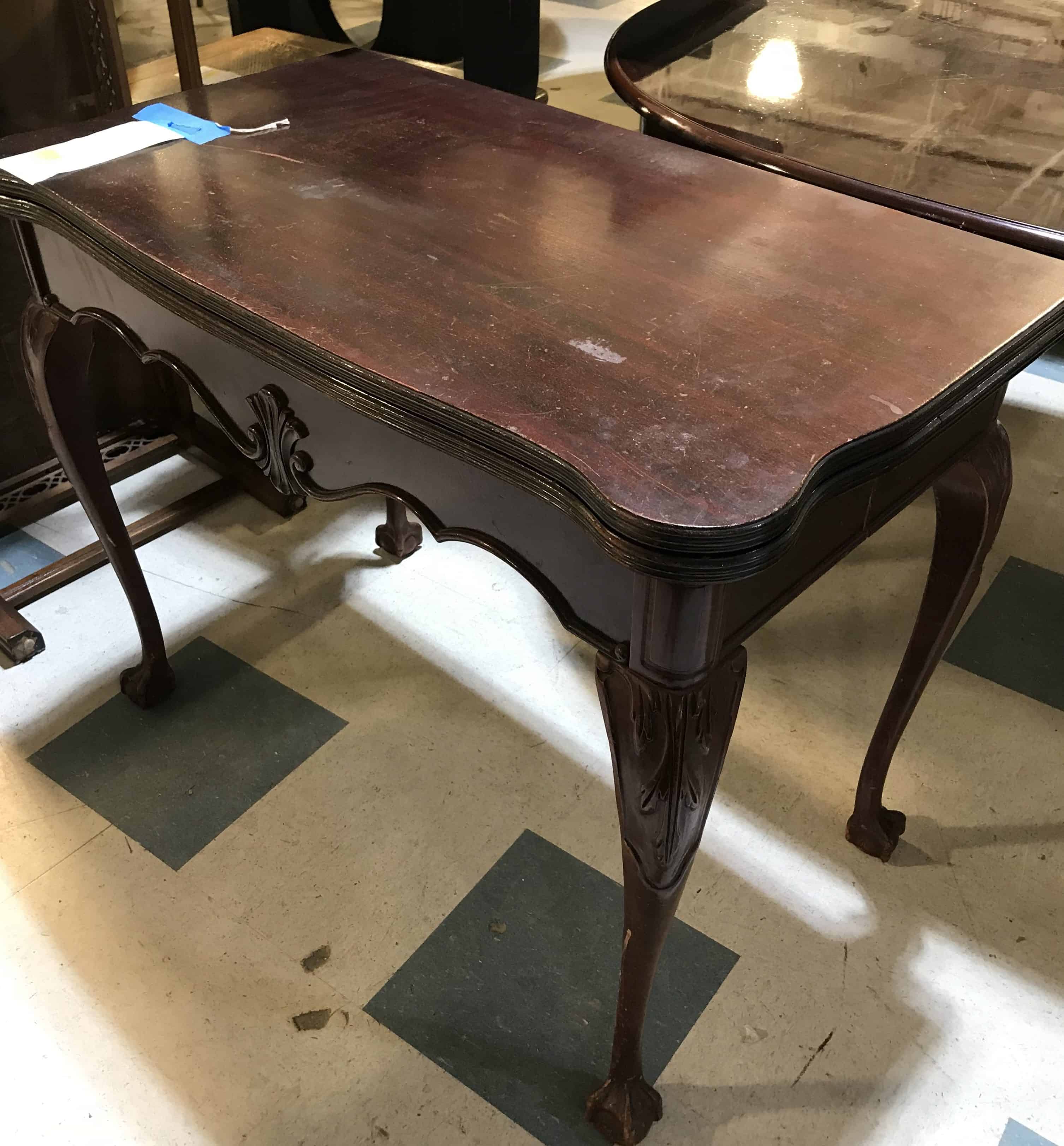 antique-french-style-table