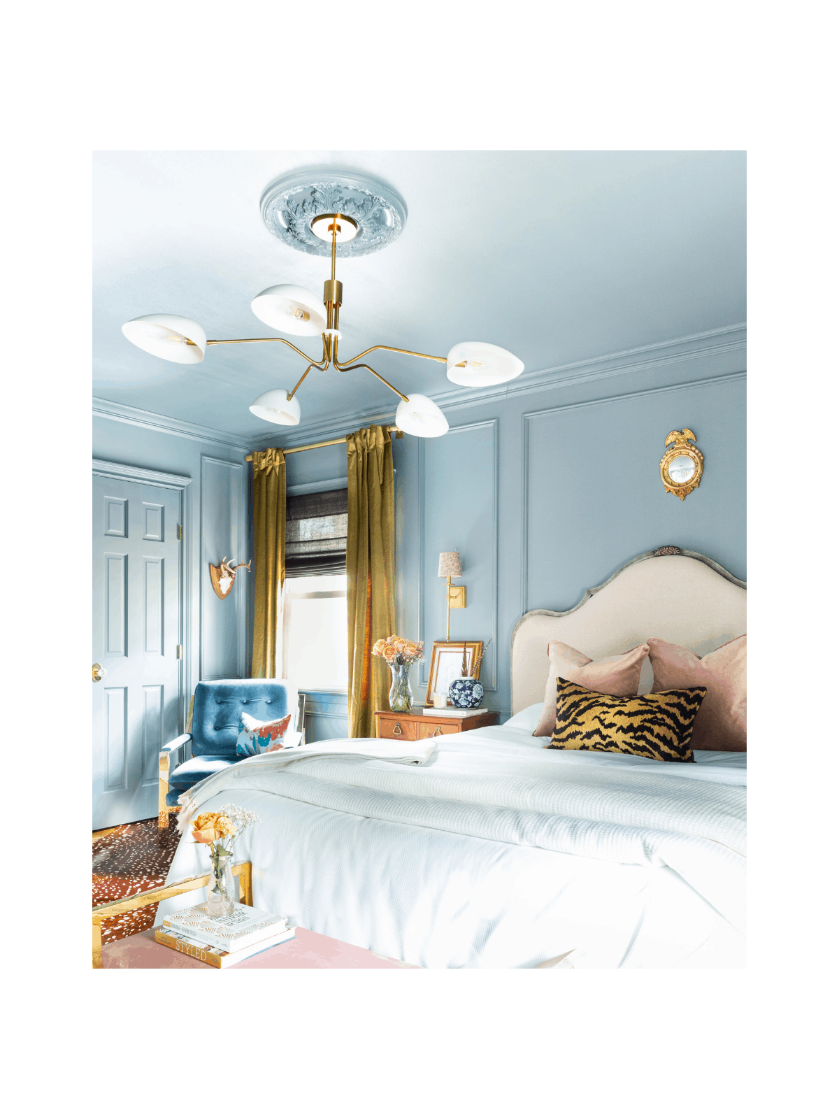 layered-blue-glam-bedroom-design