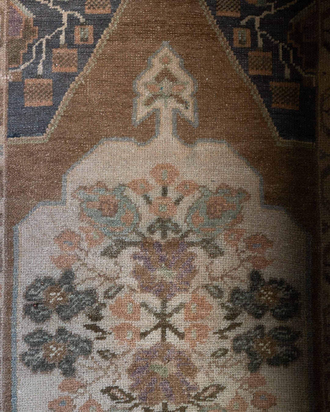 vintage-runner-rug-muted-colors