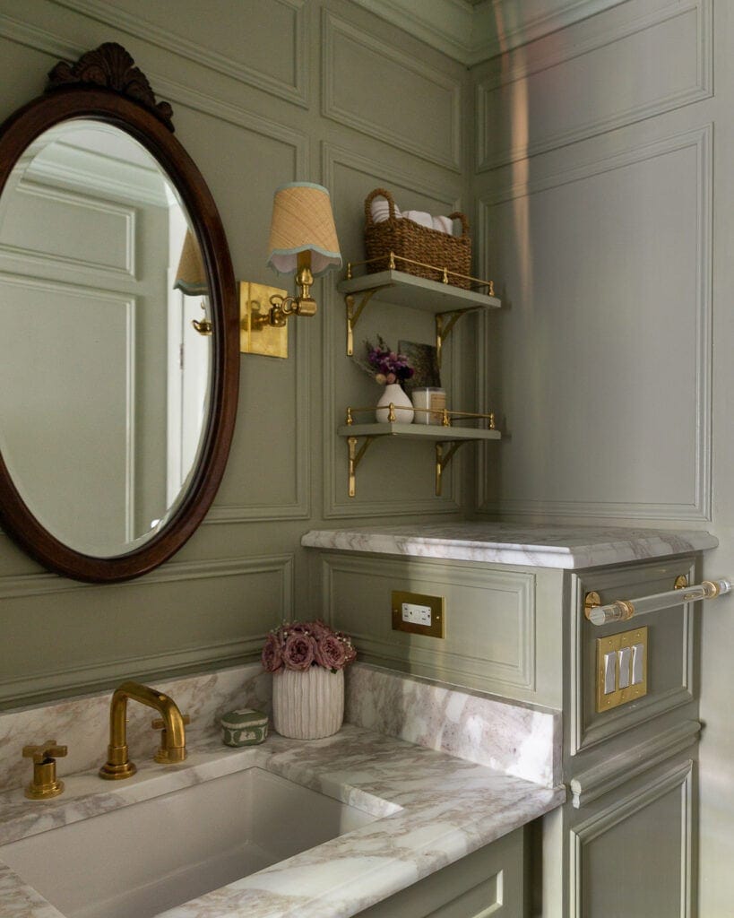 DIY HOW TO BUILD SHELVES WITH BRASS GALLERY RAILS