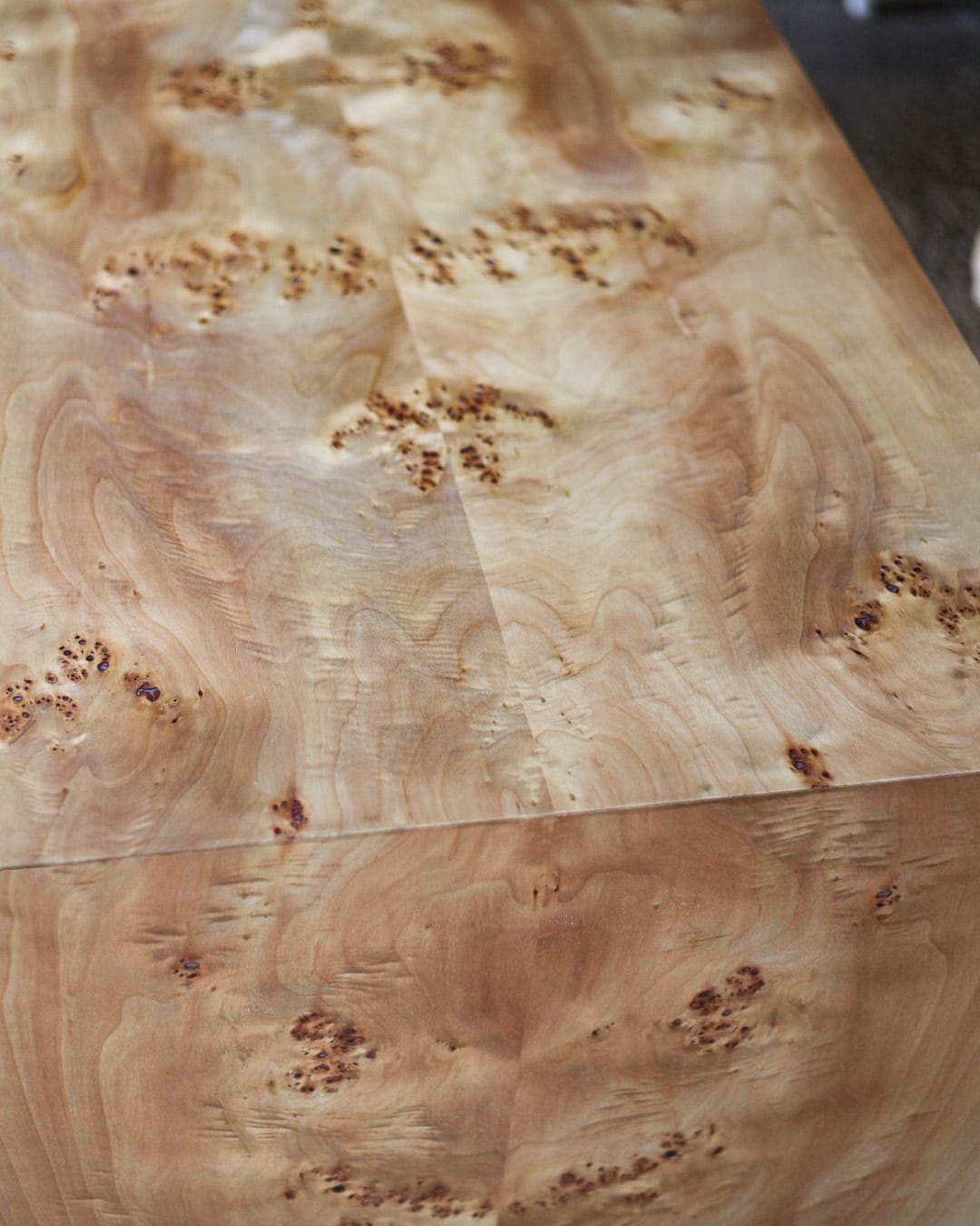 diy-burl-wood-coffee-table-design