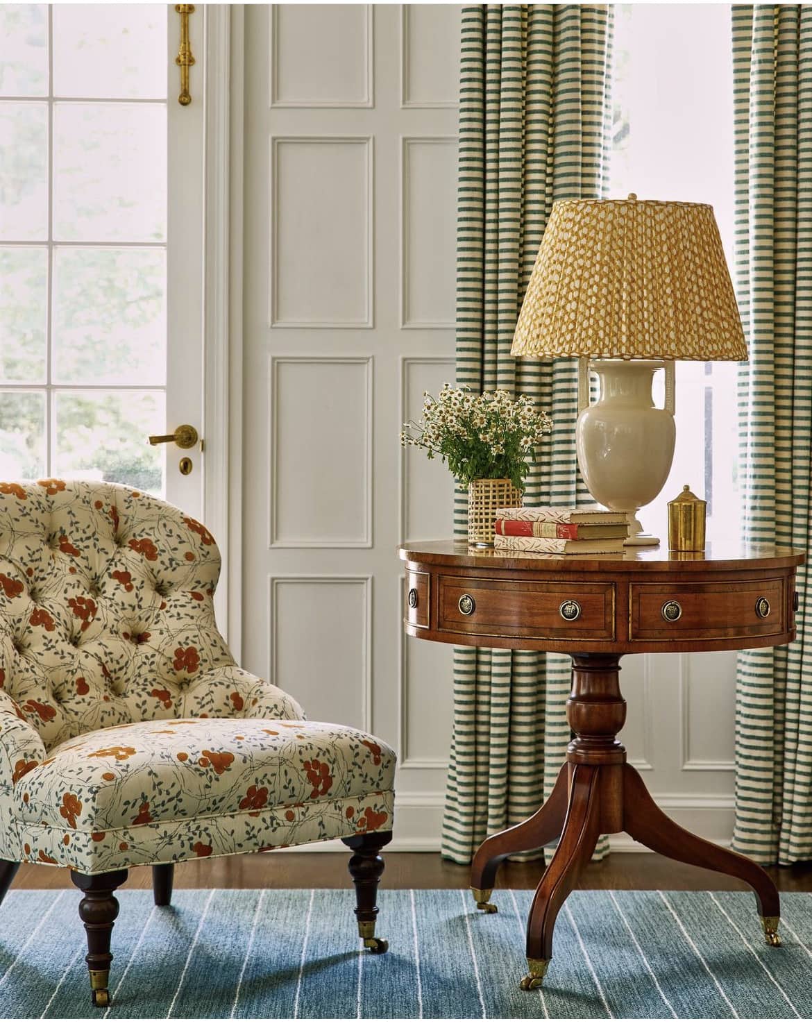 classic-interior-design-inspiration-living-room