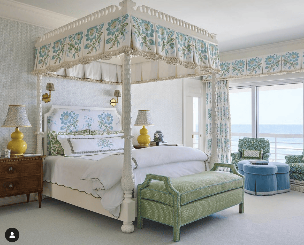 full canopy bed