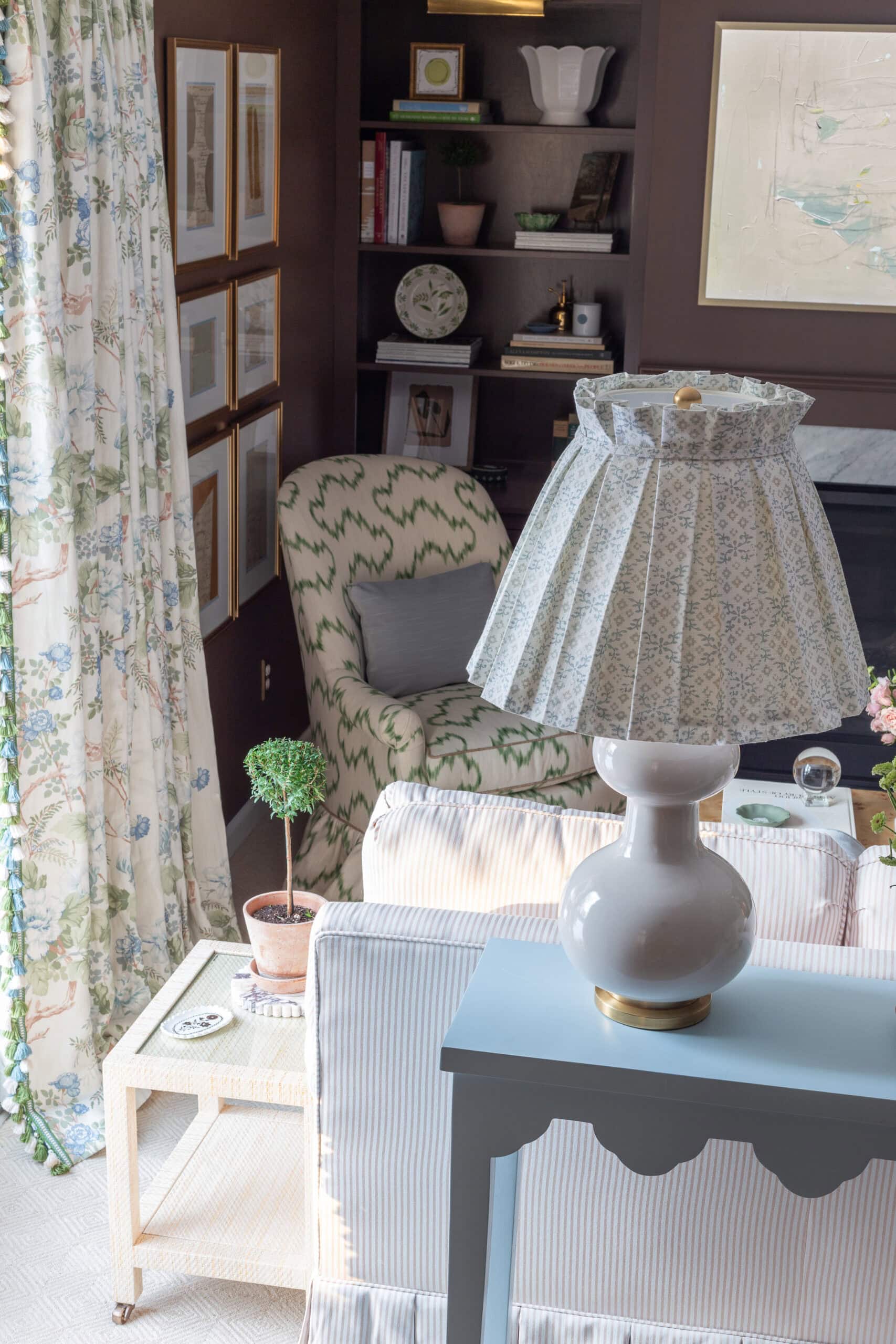 visual-comfort-table-lamp-styling