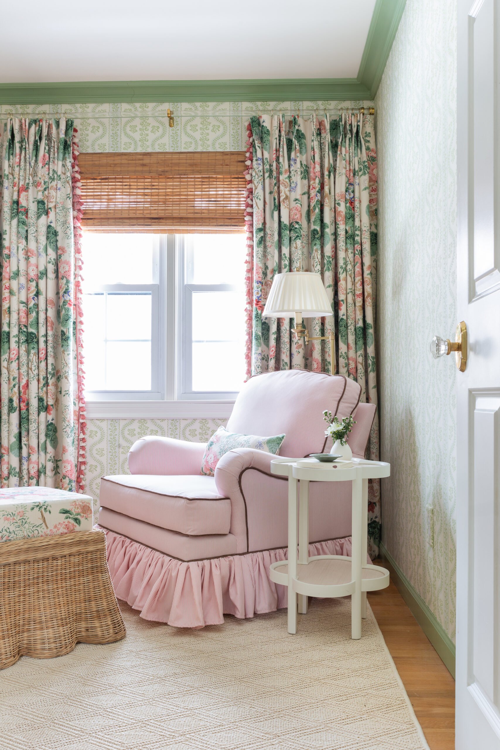 baby-girl-nursery